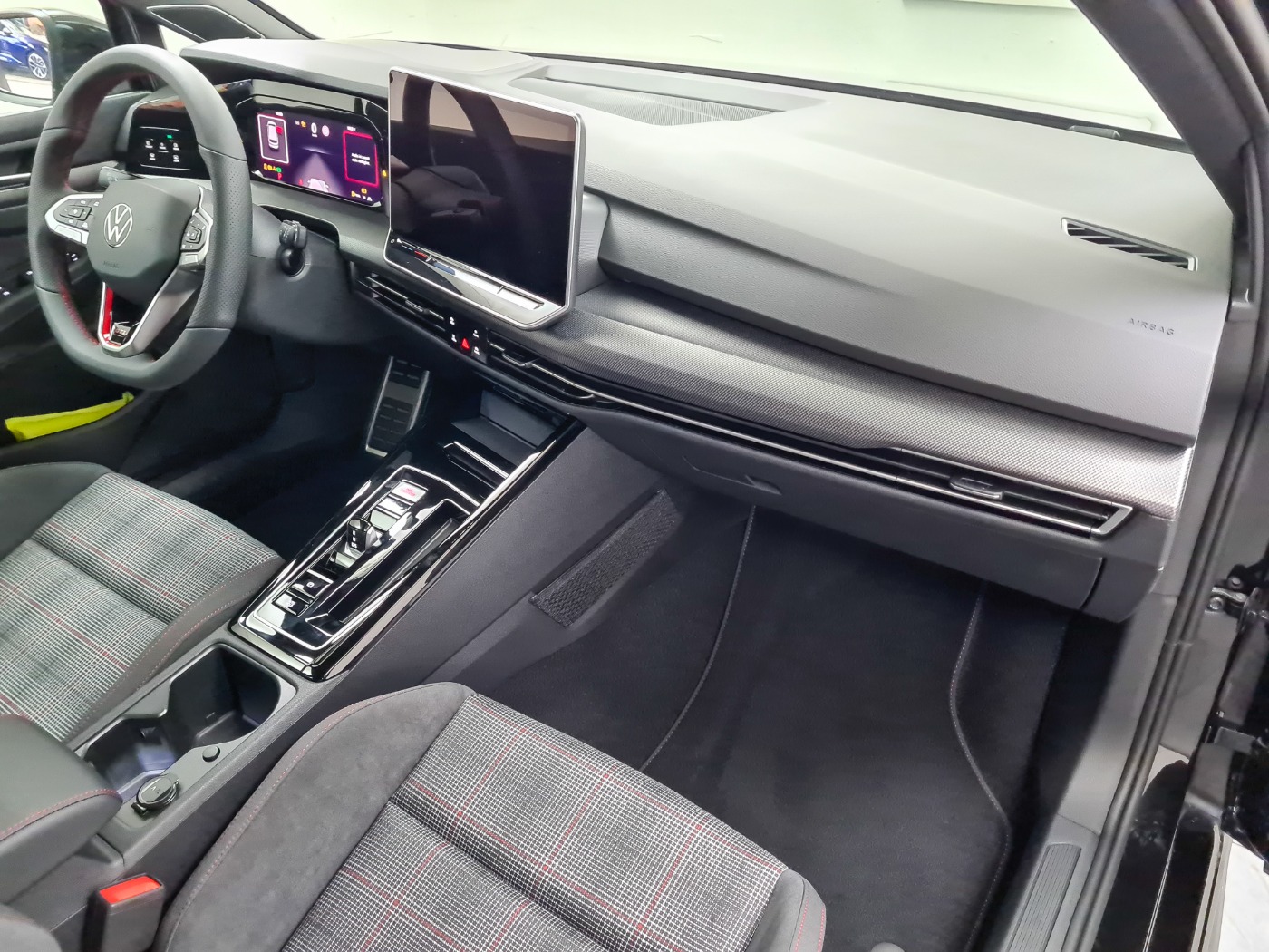 VW Golf GTI 2.0 l TSI OPF DSG (19/19)