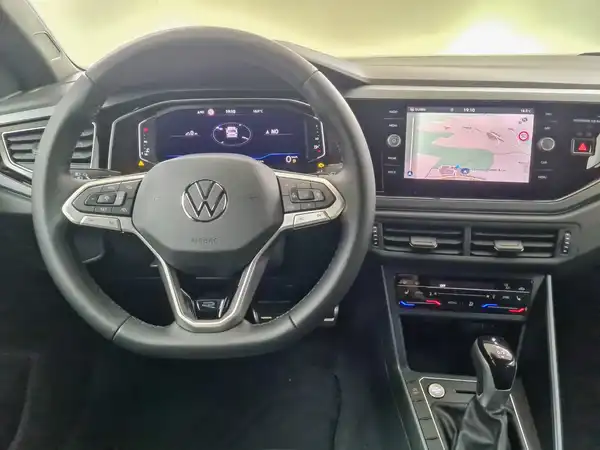 VW Polo R-Line 1.0 TSI (11/18)