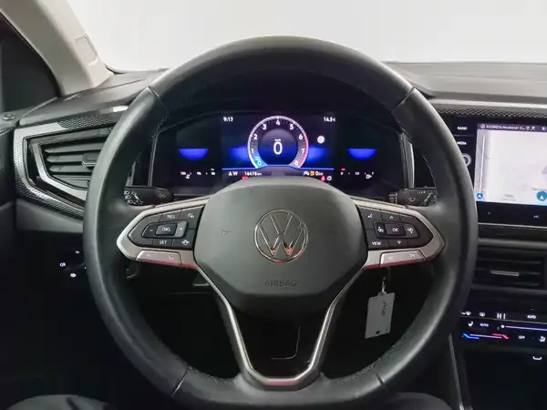 VW Polo Life Navi GRA VZE SHZ DAB+ (11/16)