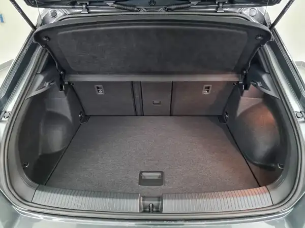 VW T-Roc R-Line 1.5 TSI (10/18)