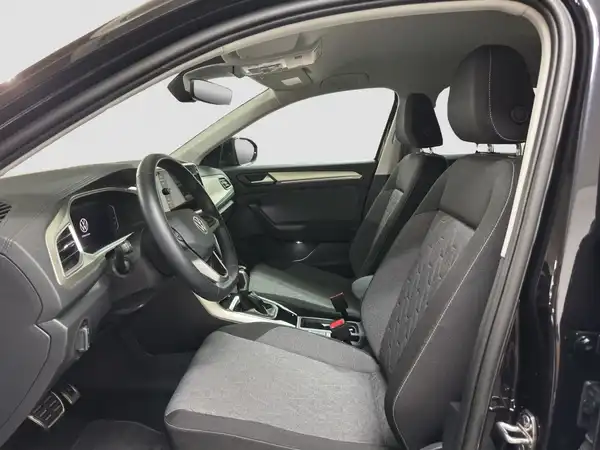 VW T-Roc Life 1.5 TSI 5JGAR MOVE Digital Connect LED Navi (8/16)