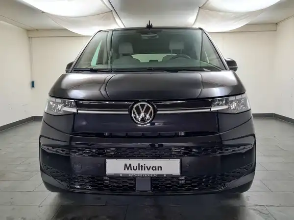 VW T7 Multivan LIFE 2.0 TDI (2/18)