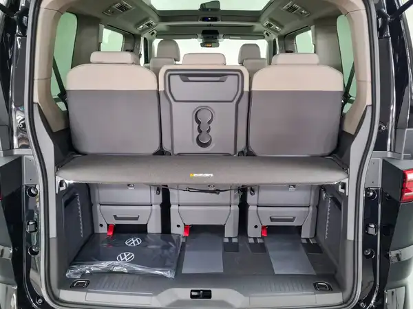 VW T7 Multivan 2.0 TDI Life (10/18)