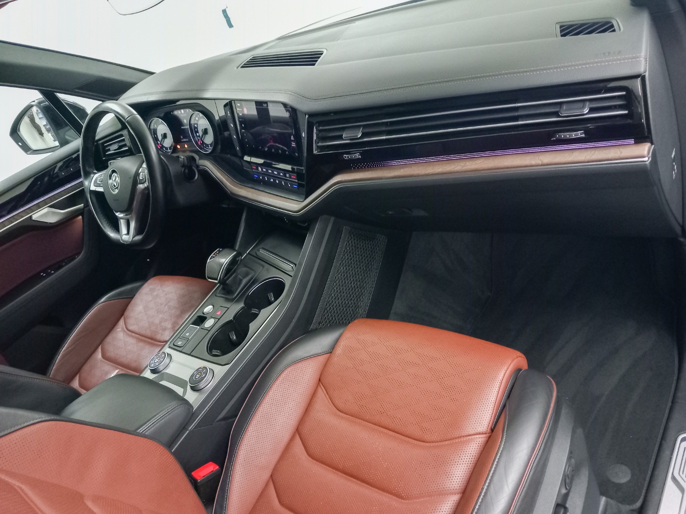 VW Touareg V6 3.0 TDI R-Line Assist+ StHzg MATRX Memory el.Heck (22/22)